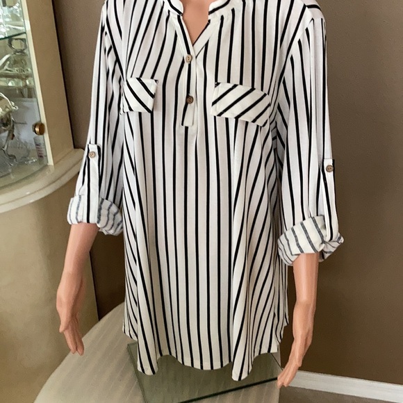 Blouse - Picture 7 of 7